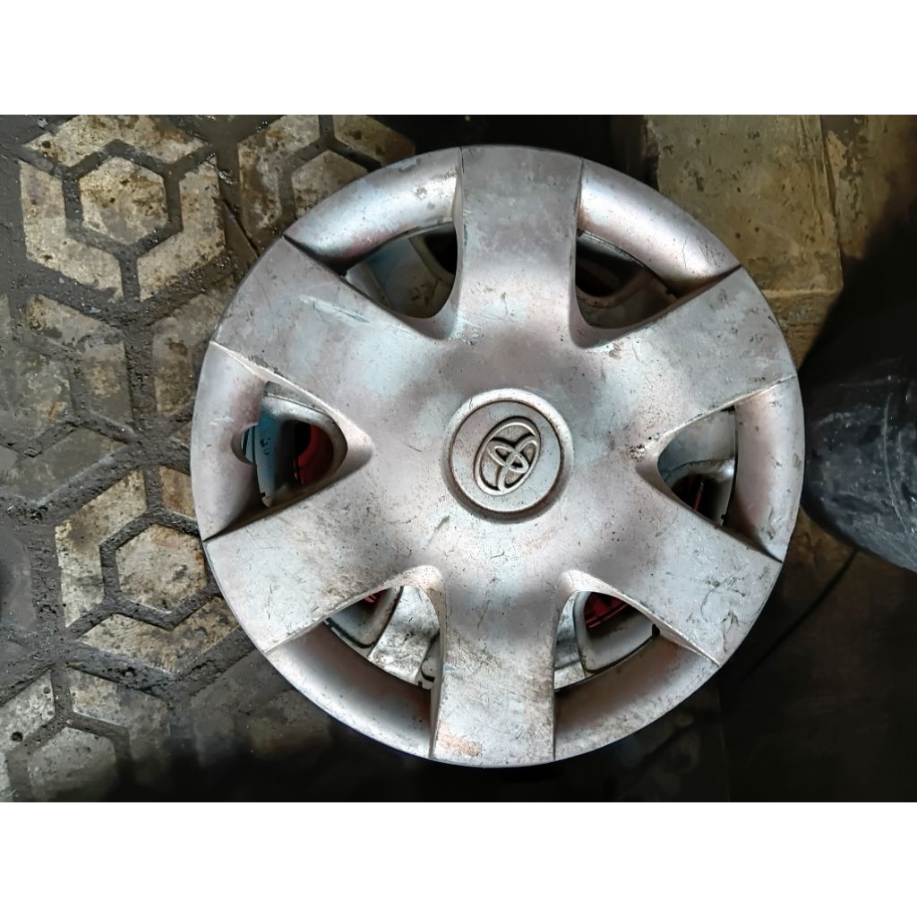 dop roda ring 14 veleg mobil  Avanza awal sdken original