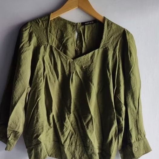 PL blus hijau army LD 100