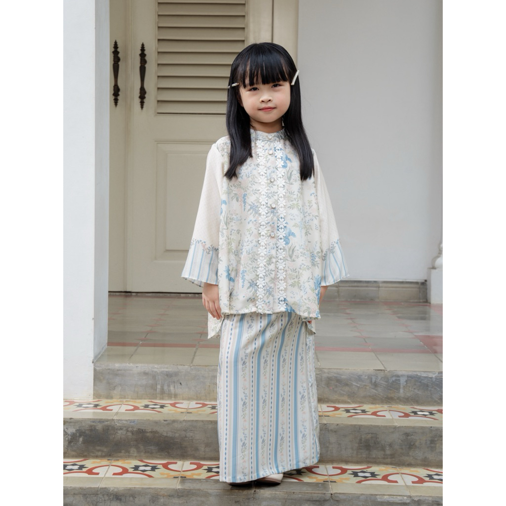 Rumi Set Girl