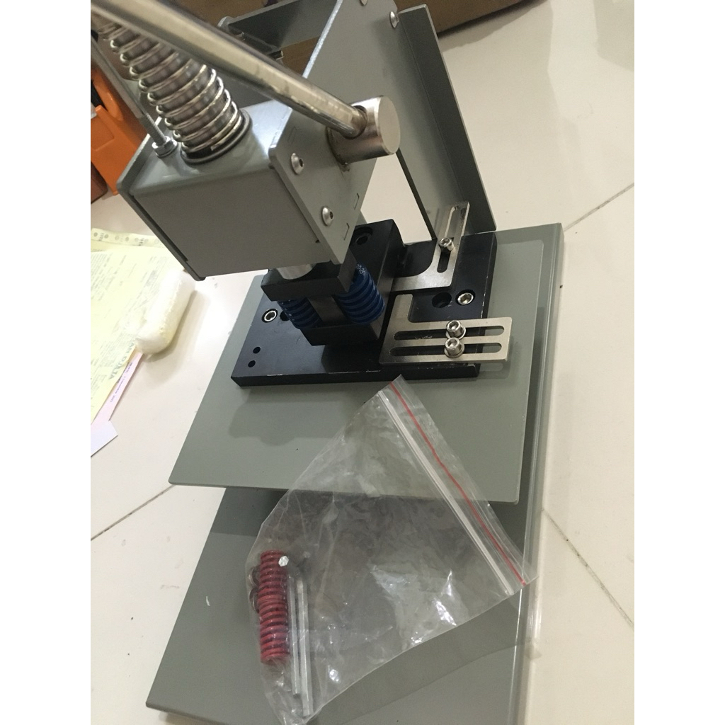 Mesin potong Plong kertas/Plat besi/ PVC Id Card Desktop..CUSTOME , Heavy Duty