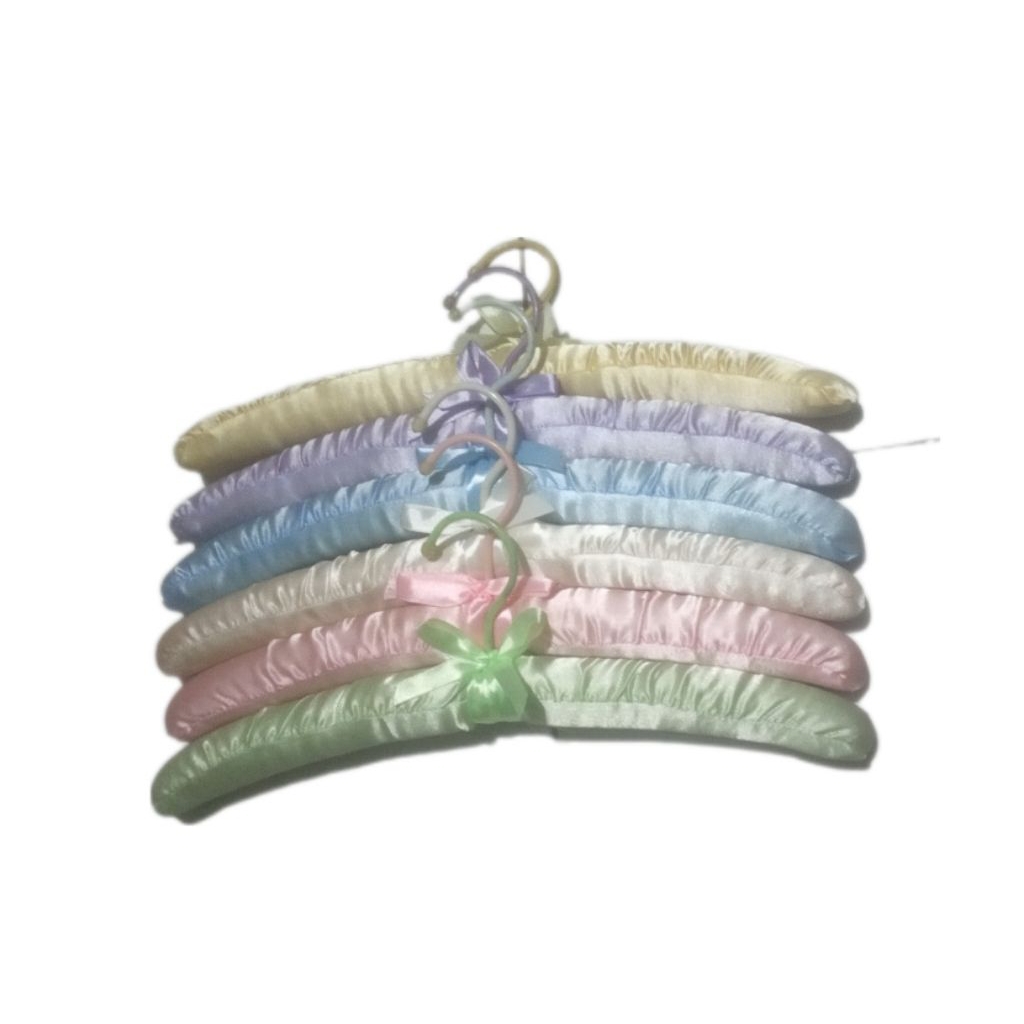 Gantungan Pakaian/Hanger Satin Busa