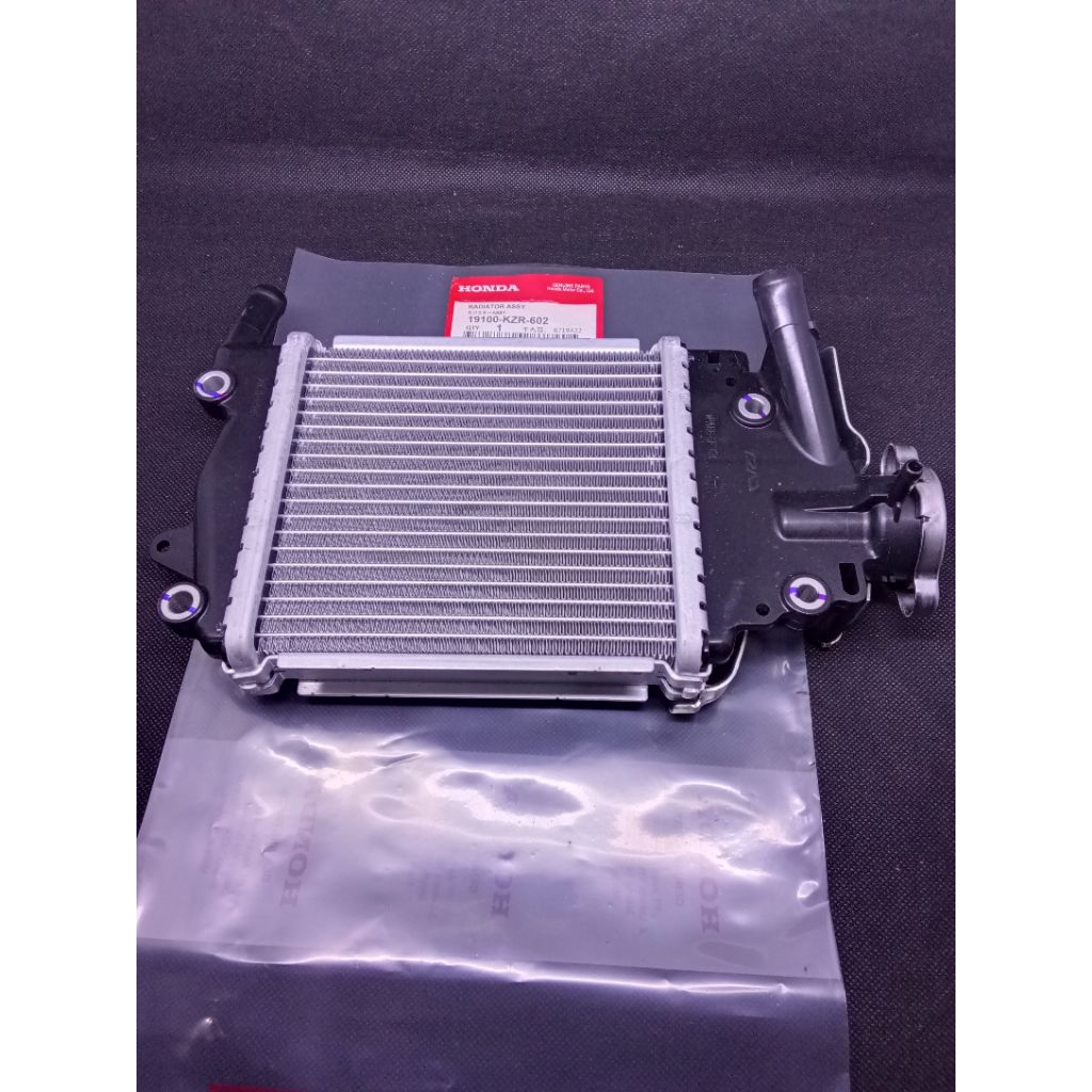 191000-KZR-602 Radiator Motor Honda Vario Techno Vario 150 original