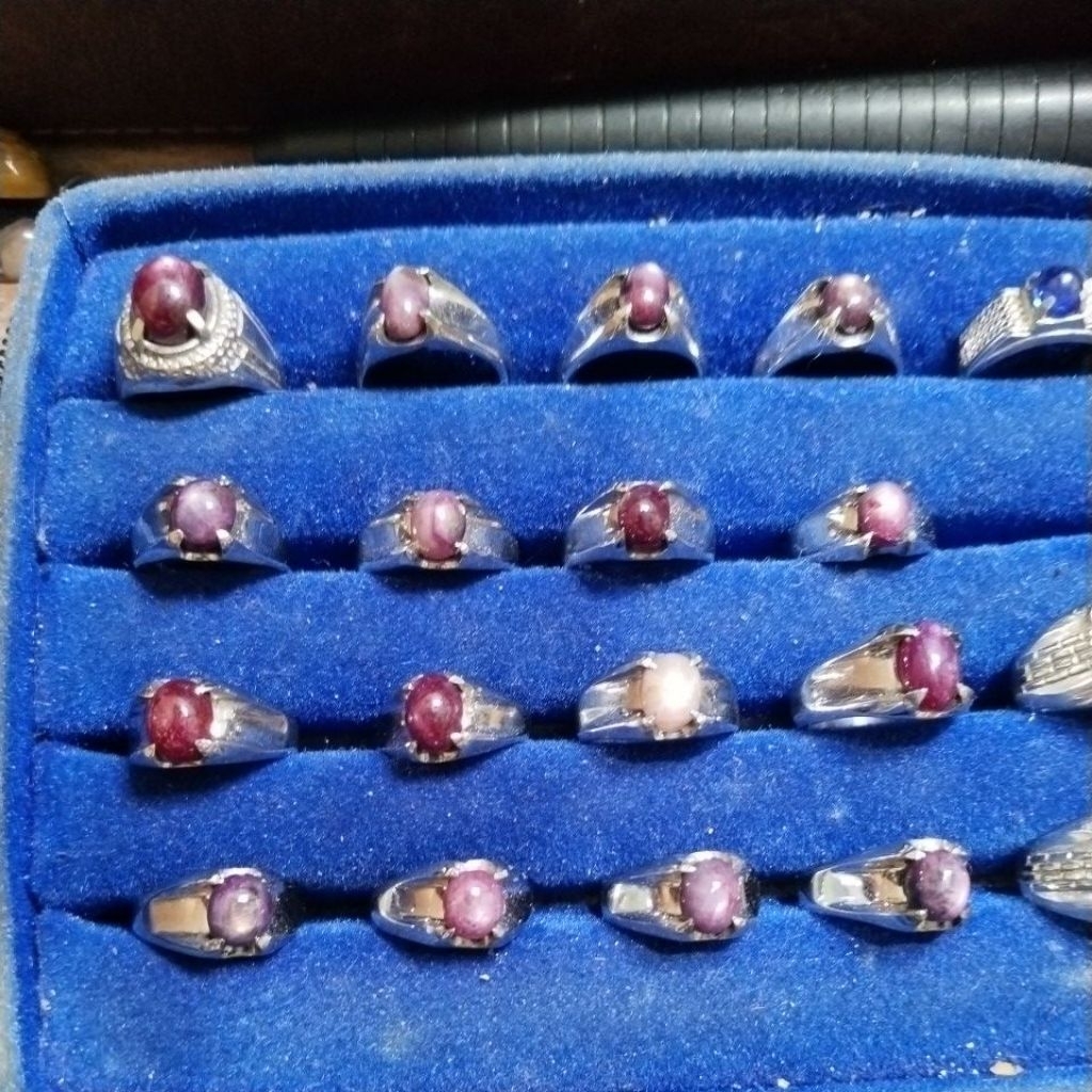 Merah Ruby Star Khusus Live