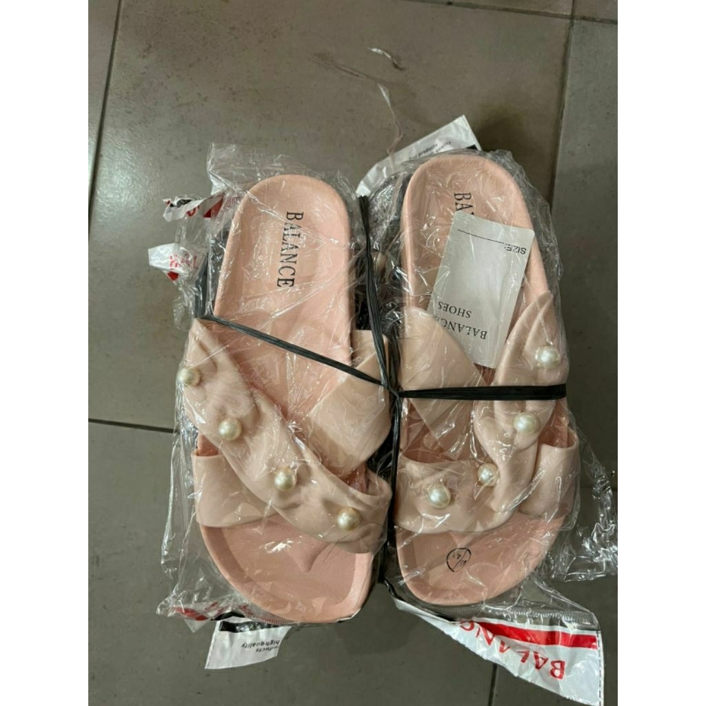 Sandal Balance wanita Mutiara Sandal Wanita Balance Murah Pearl
