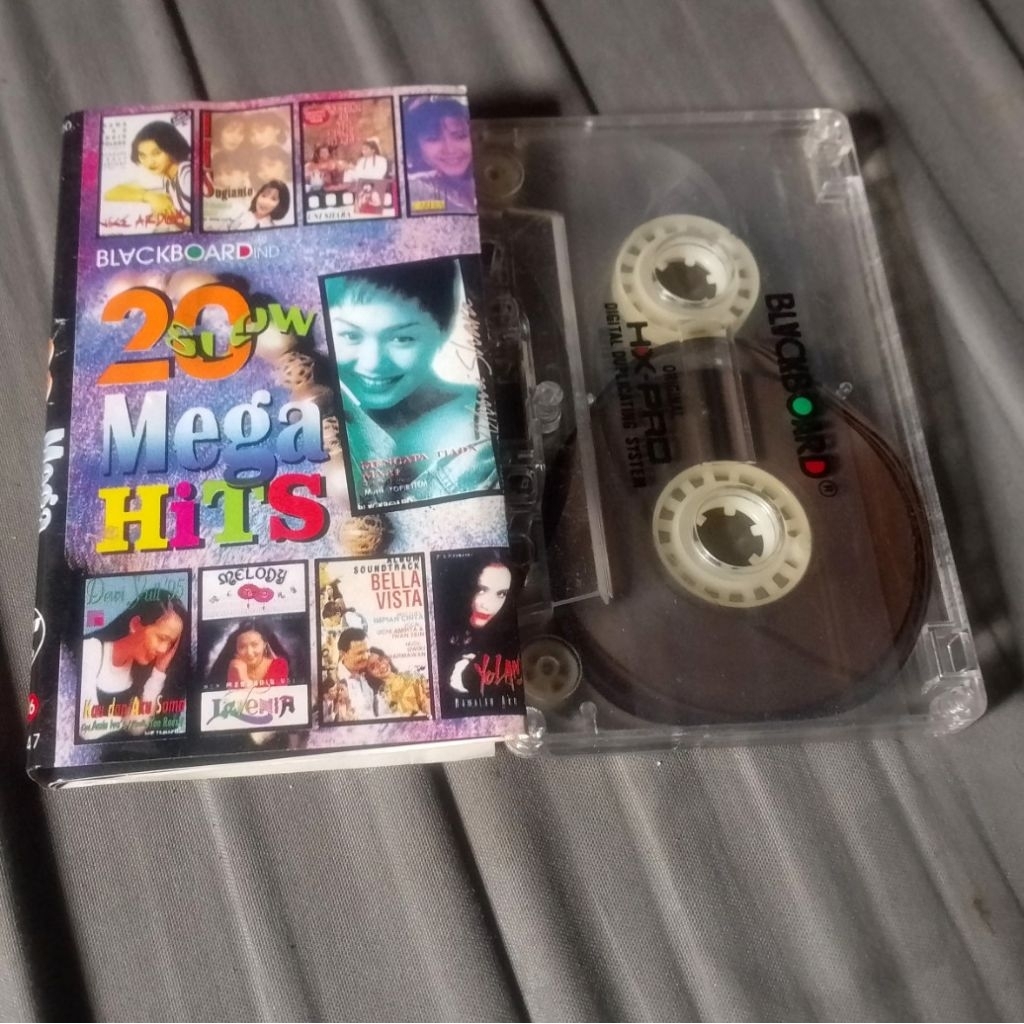 kaset pita:20 Slow Mega Hits