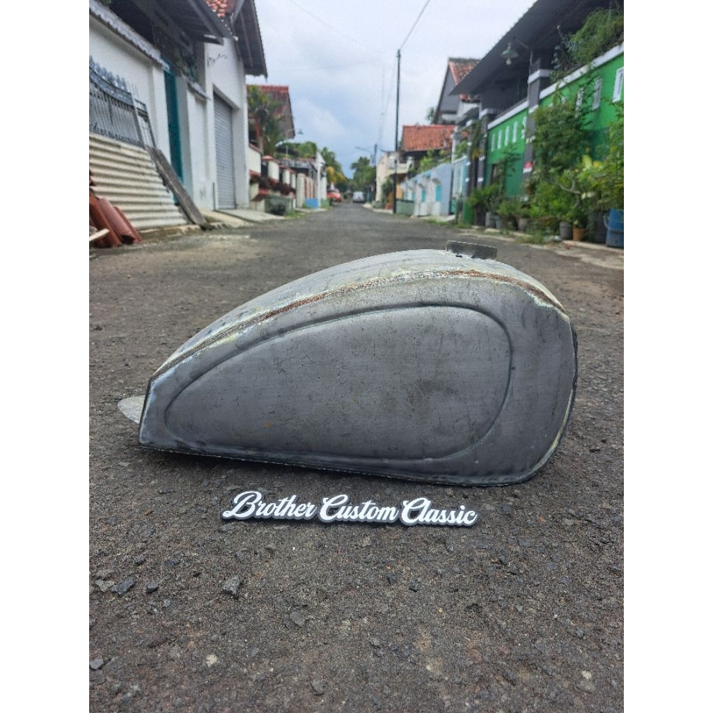 Tangki Triumph Bratcafe Caferacer Motor Custom Japstyle