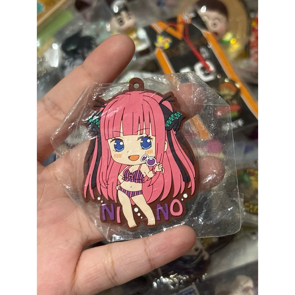 gotoubun rubber keychain nino original