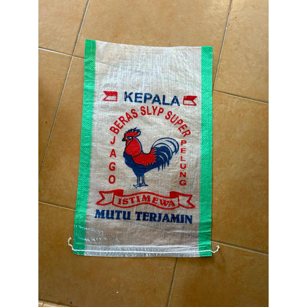 karung beras 10kg cap ayam jago isi 50 lembar