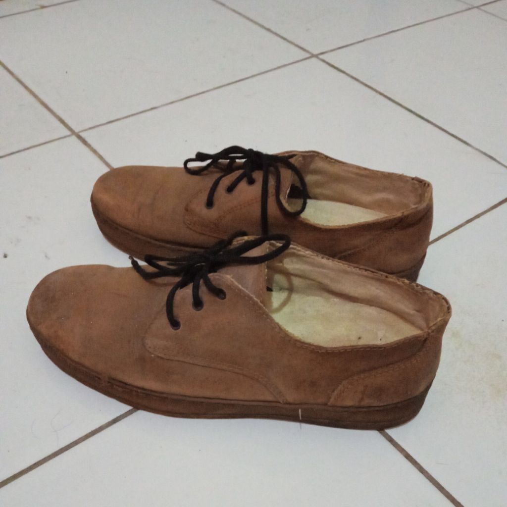sepatu kulit original second size 38-39slip-on