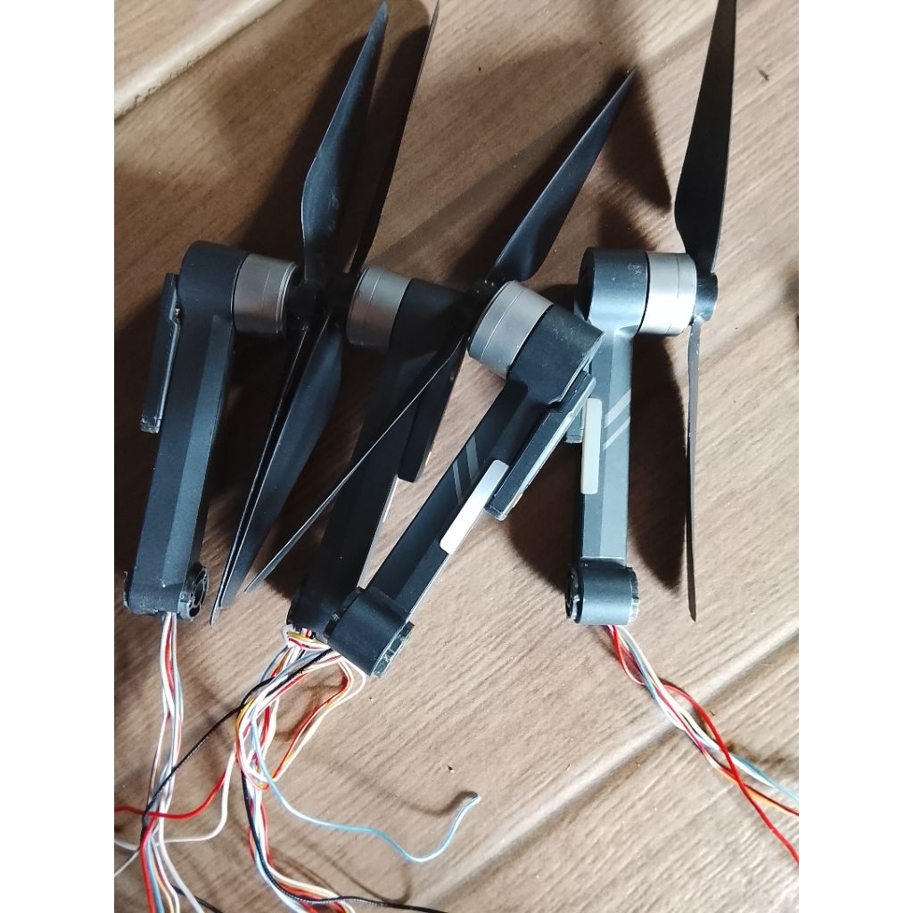 ARM DINAMO DRONE SJRC F22S 2 3,5KM