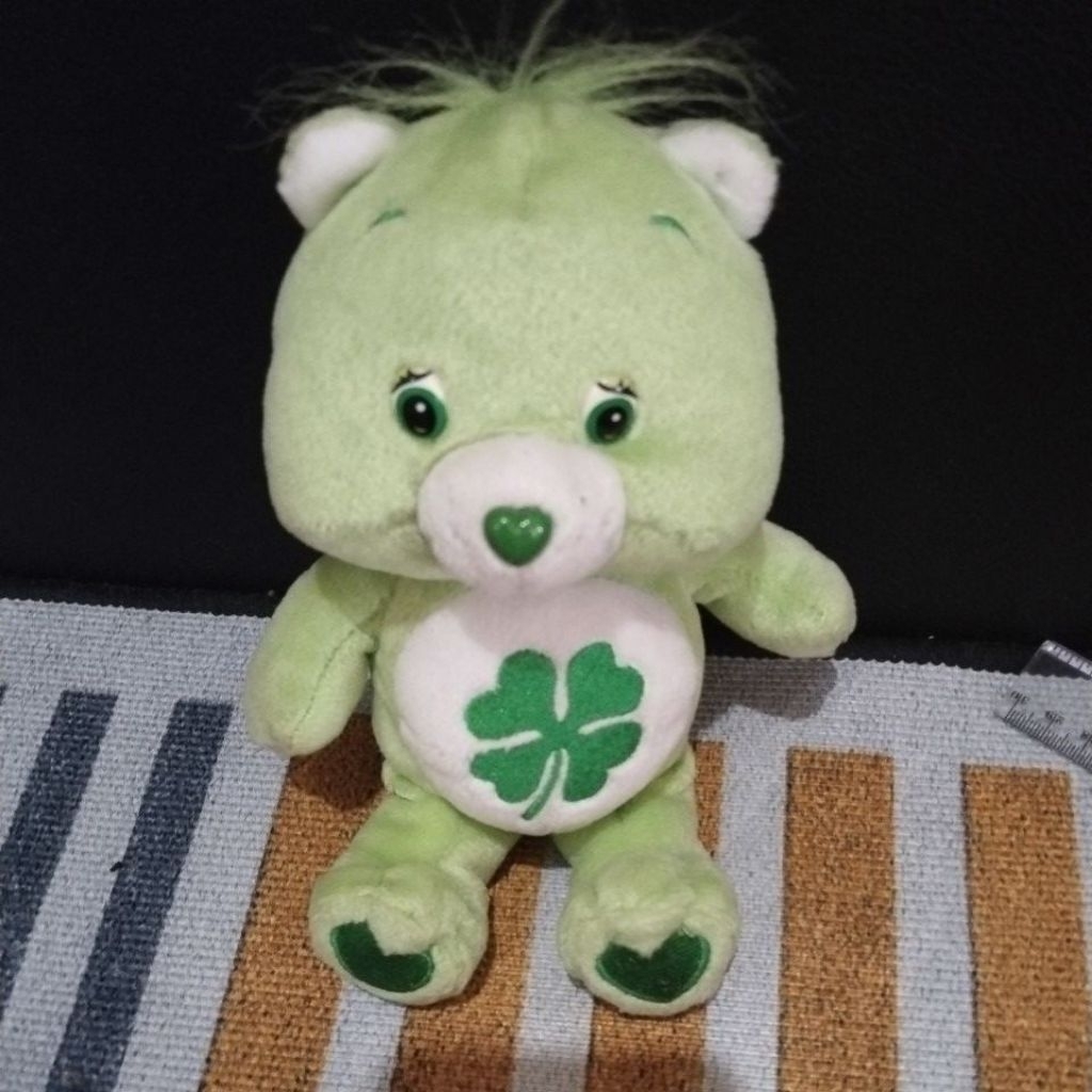 boneka carebear daun