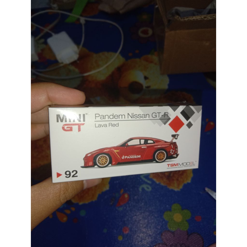 MINI GT R35 PANDEM RED