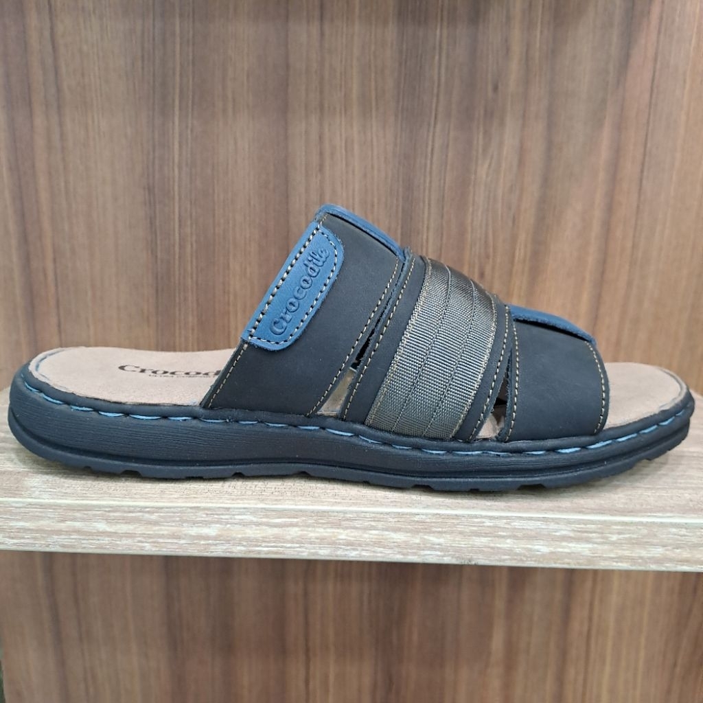 sandal kulit pria crocodile