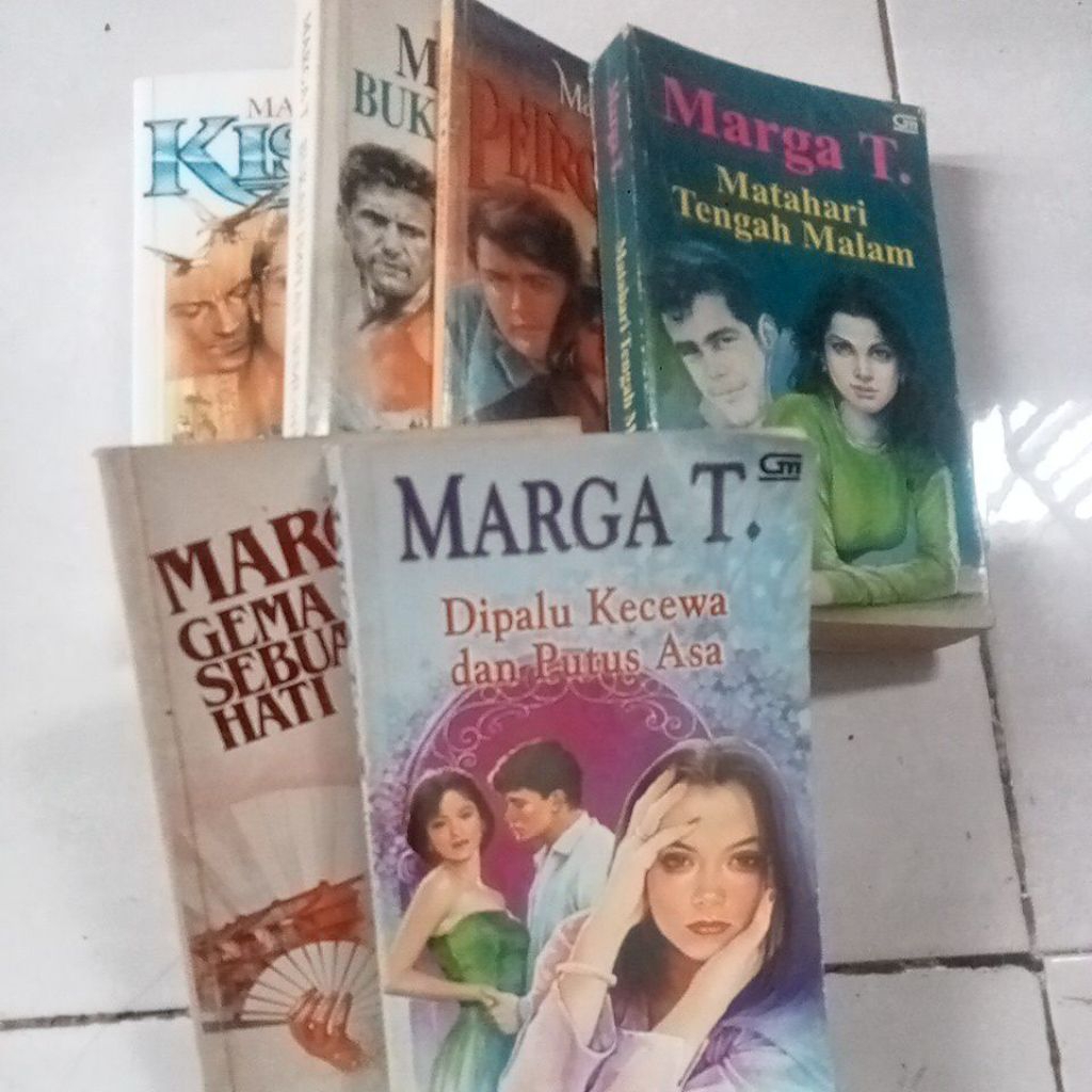 Novel Marga T