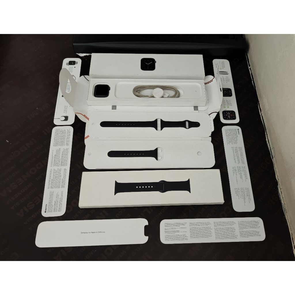 Apple watch SE 40mm IBOX Resmi Fullset lengkap original