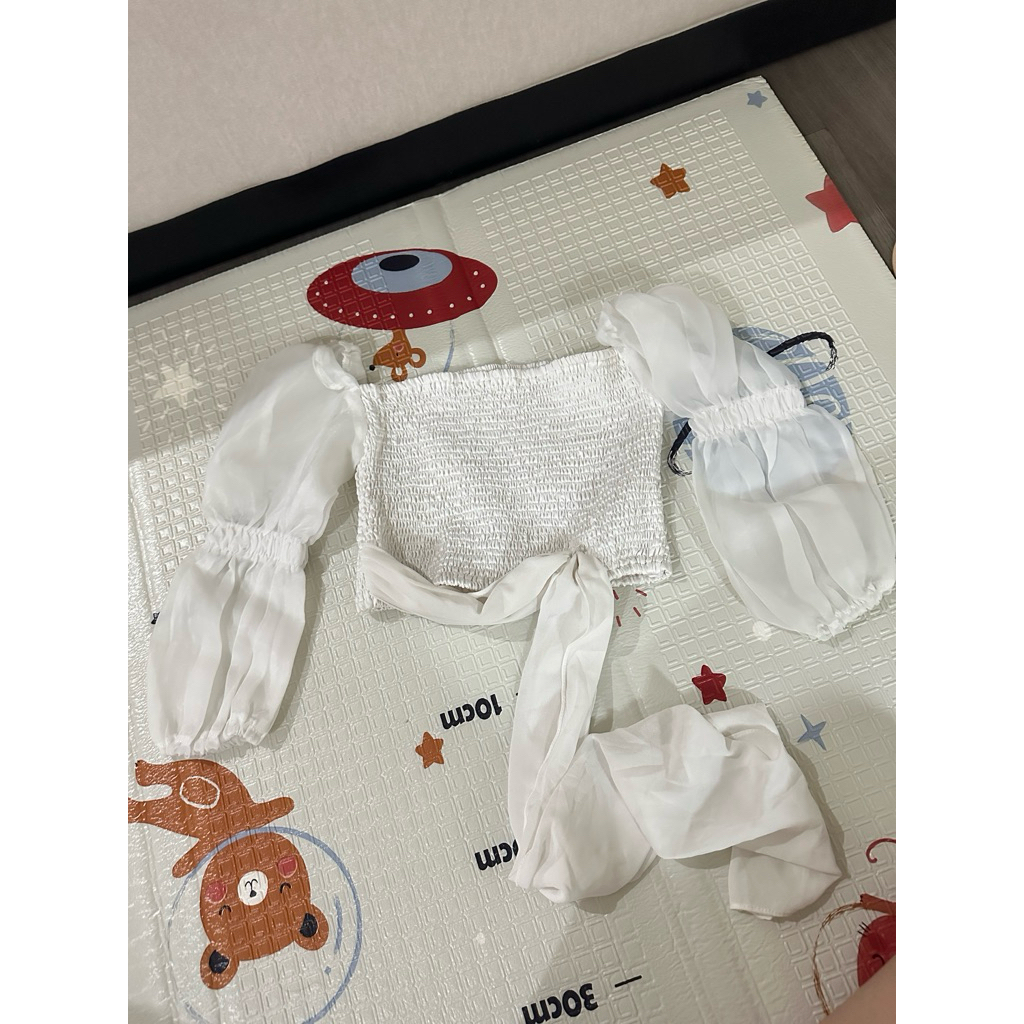[PRELOVED] Coma Label Atasan Putih