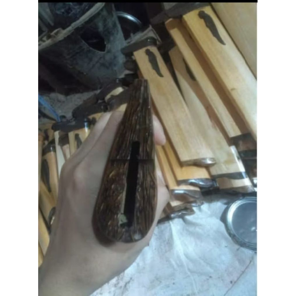 sarung golok dengan motif ruyung kuat