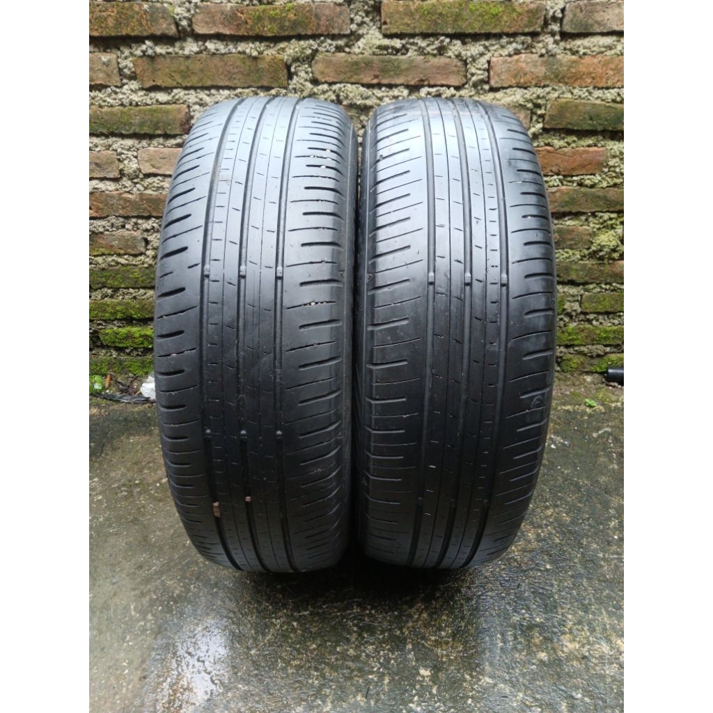 Ban Dunlop 185/65 R15