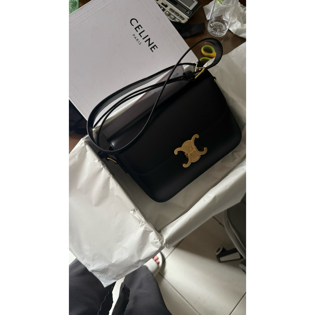 Preloved Celine Triomphe bag