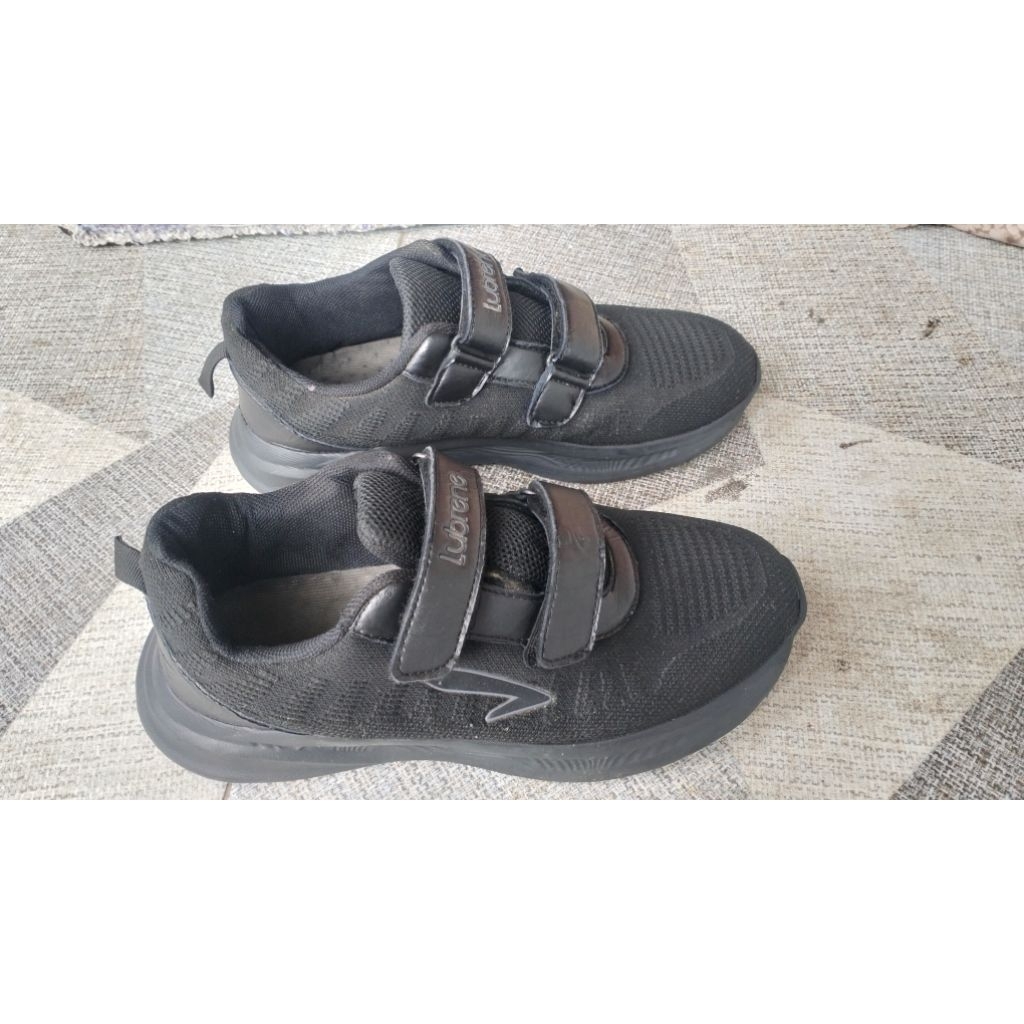 sepatu sekolah lubrene 39 second