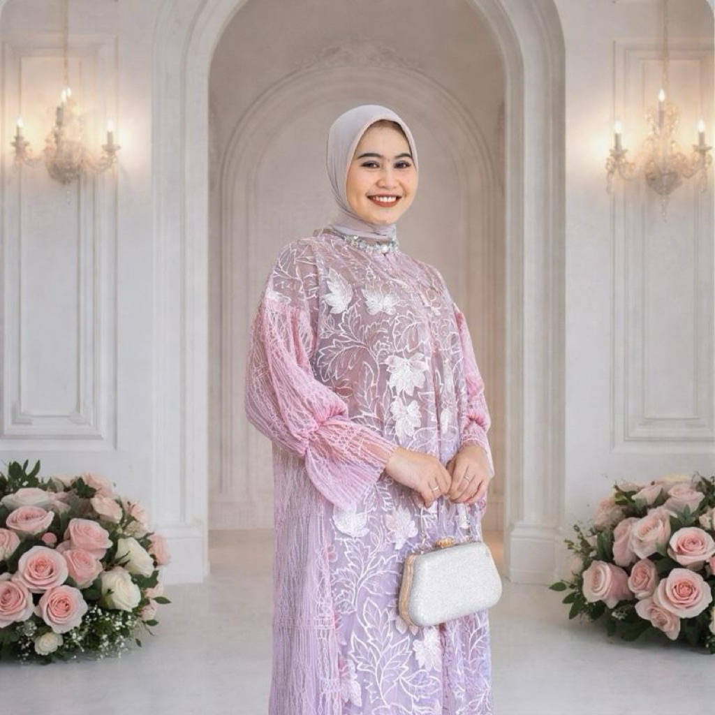 Selena Outer LD 140 125 Super Jumbo L–4XL by Eshantai | BB 100 Kg Muat Long Tunik Brokat Praha Mewah