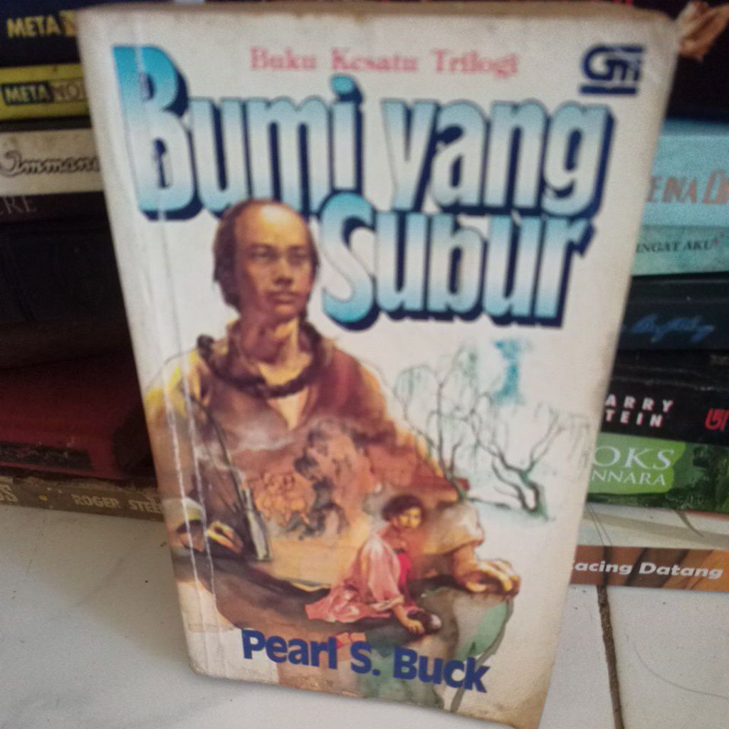 buku kesatu trilogi bumi yang subur
