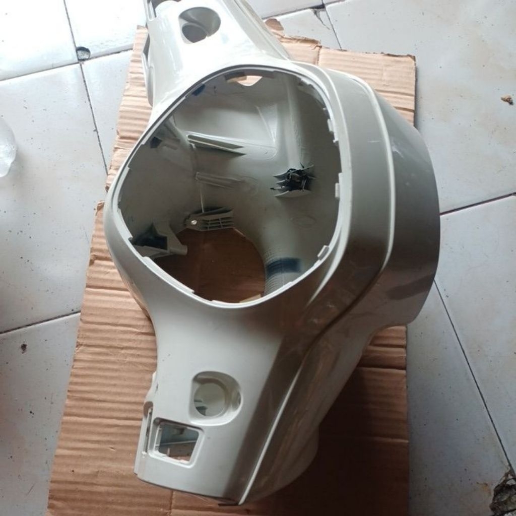 batok speedometer assy batok lampu  grand filano original