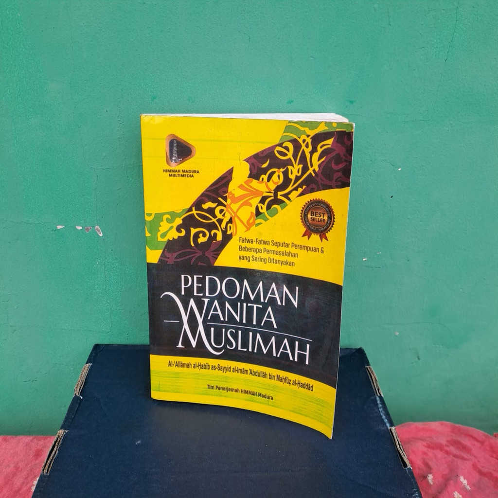Buku Pedoman Wanita Muslimah