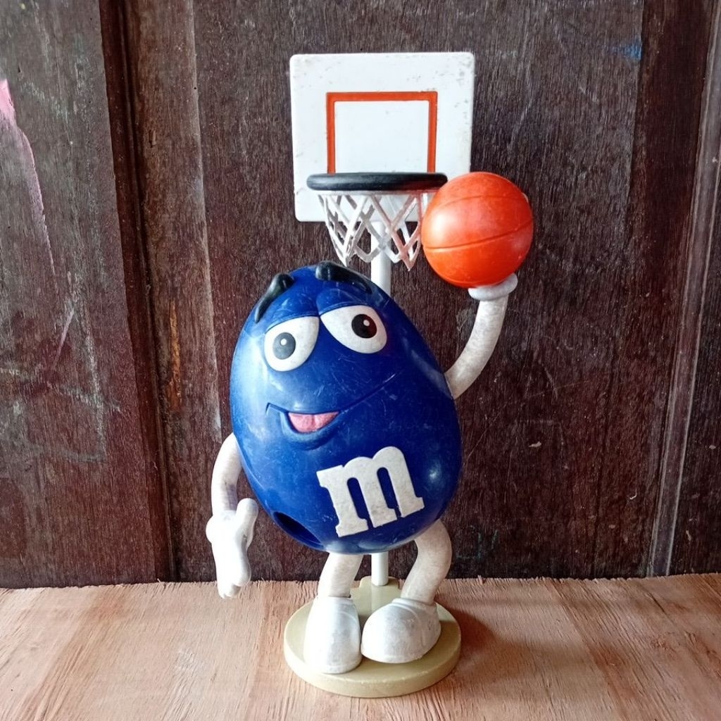 Figur MNM Basket Ball Ring