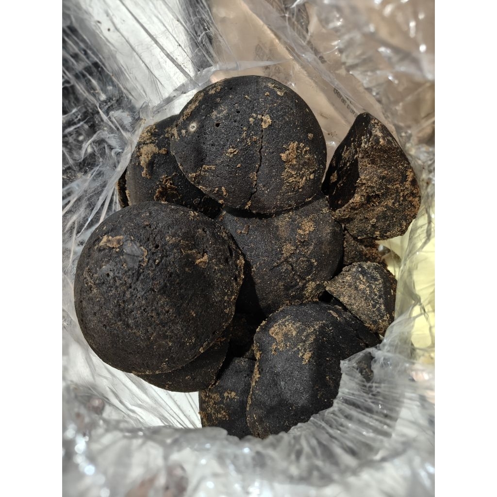 Gula merah batok gelap nira tebu / gula cao /gula jawa murni / gula batok hitam / bukan rafinasi