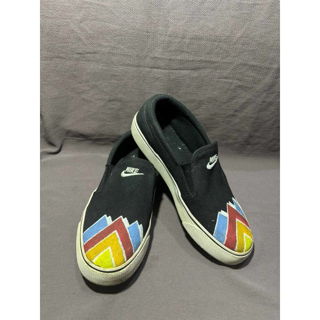 Sepatu second nike toki slip on sz 37 (baca deskripsi)