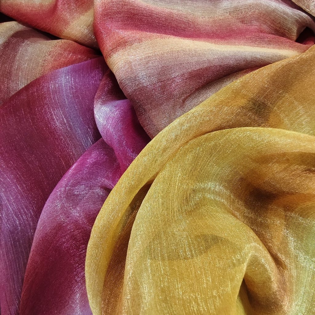 Kain sifon silk motif gradasi salur/ chiffon silk gradasi / sifon gradasi motif memanjang lembut jat