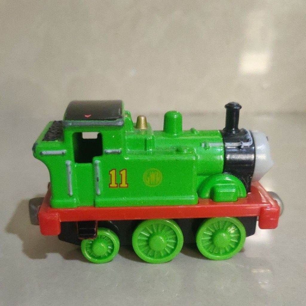 Thomas and Friends take and play Oliver