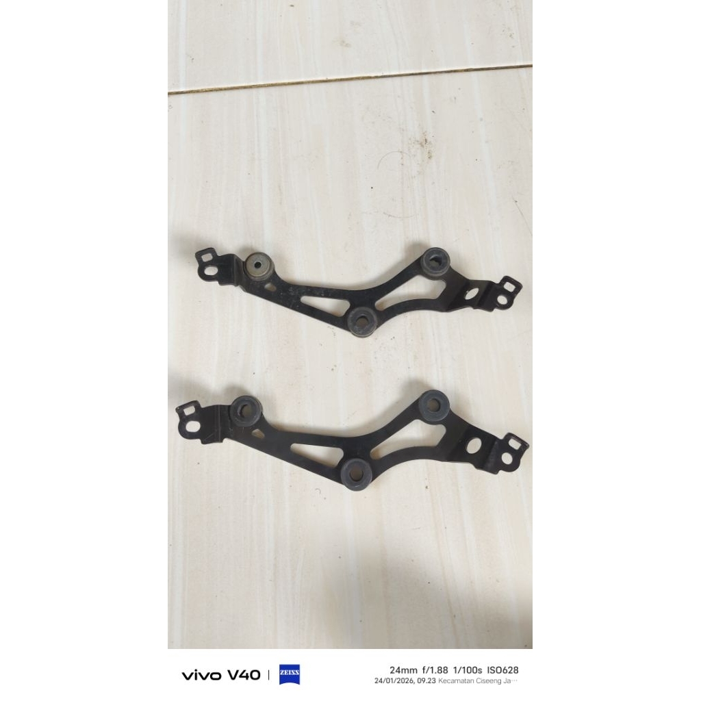 breket speedometer Yamaha R25 yamaha MT25 original