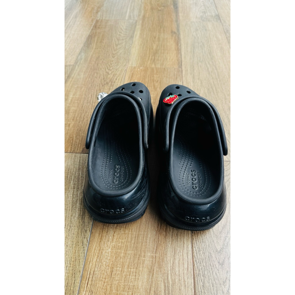 Preloved crocs original