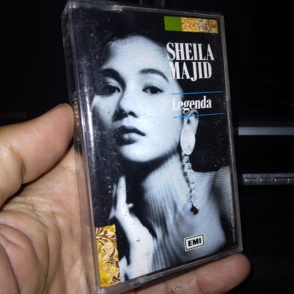 Kaset Sheila Majid Legenda