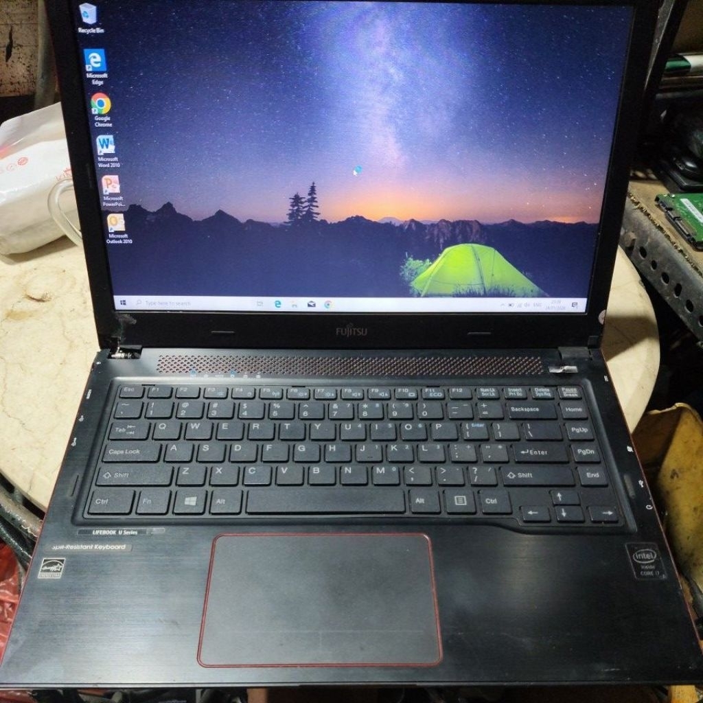 Laptop bekas murah Fujitsu core i7 ram 8 HDD 500gb kondisi normal siap pakai