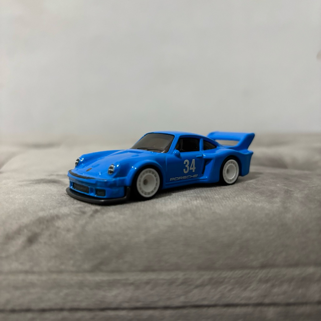 Hotwheels Loose Porsche 934.5