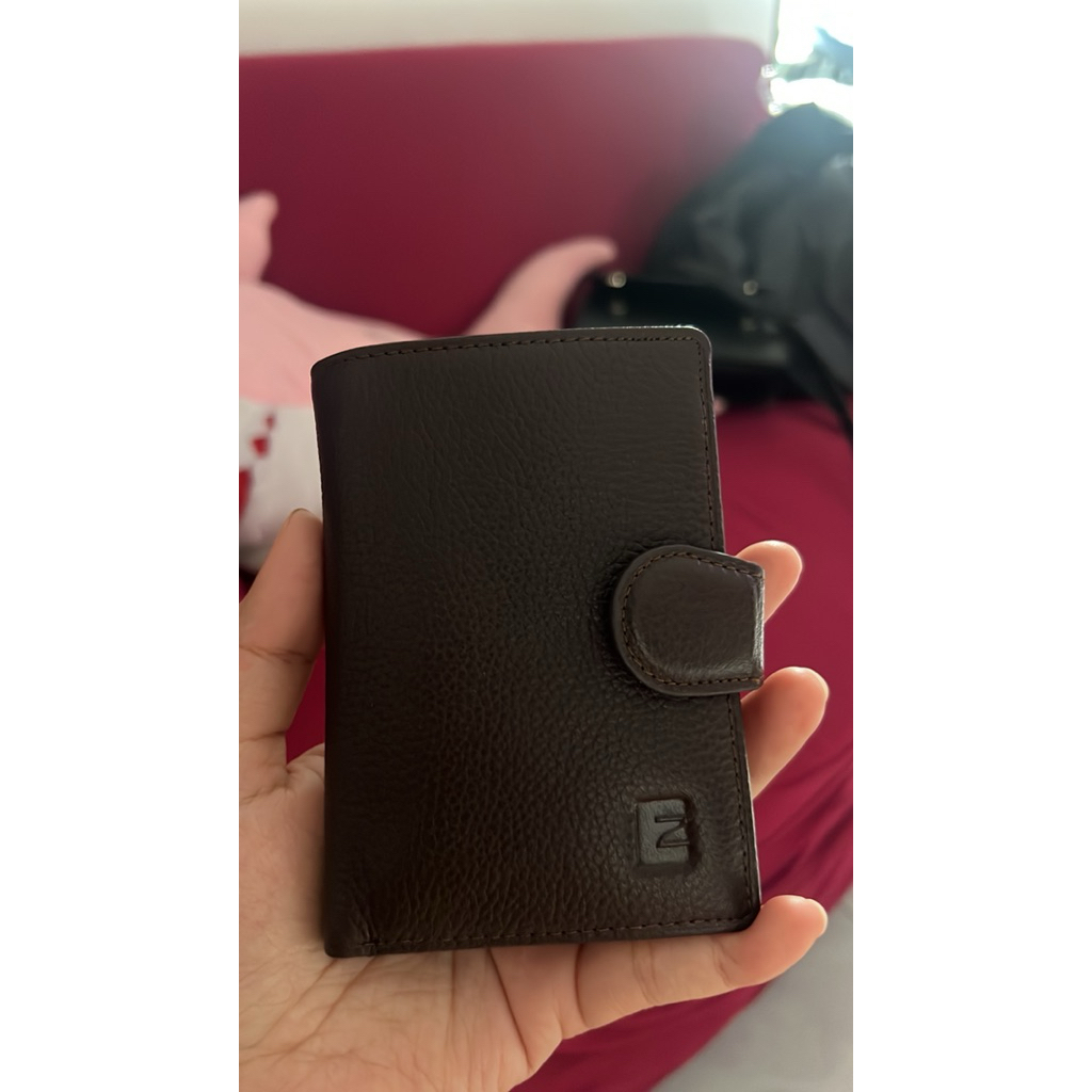 Preloved dompet elizabeth