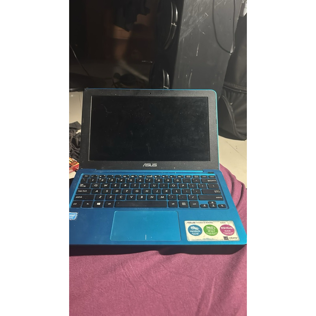 Notebook Asus E202S