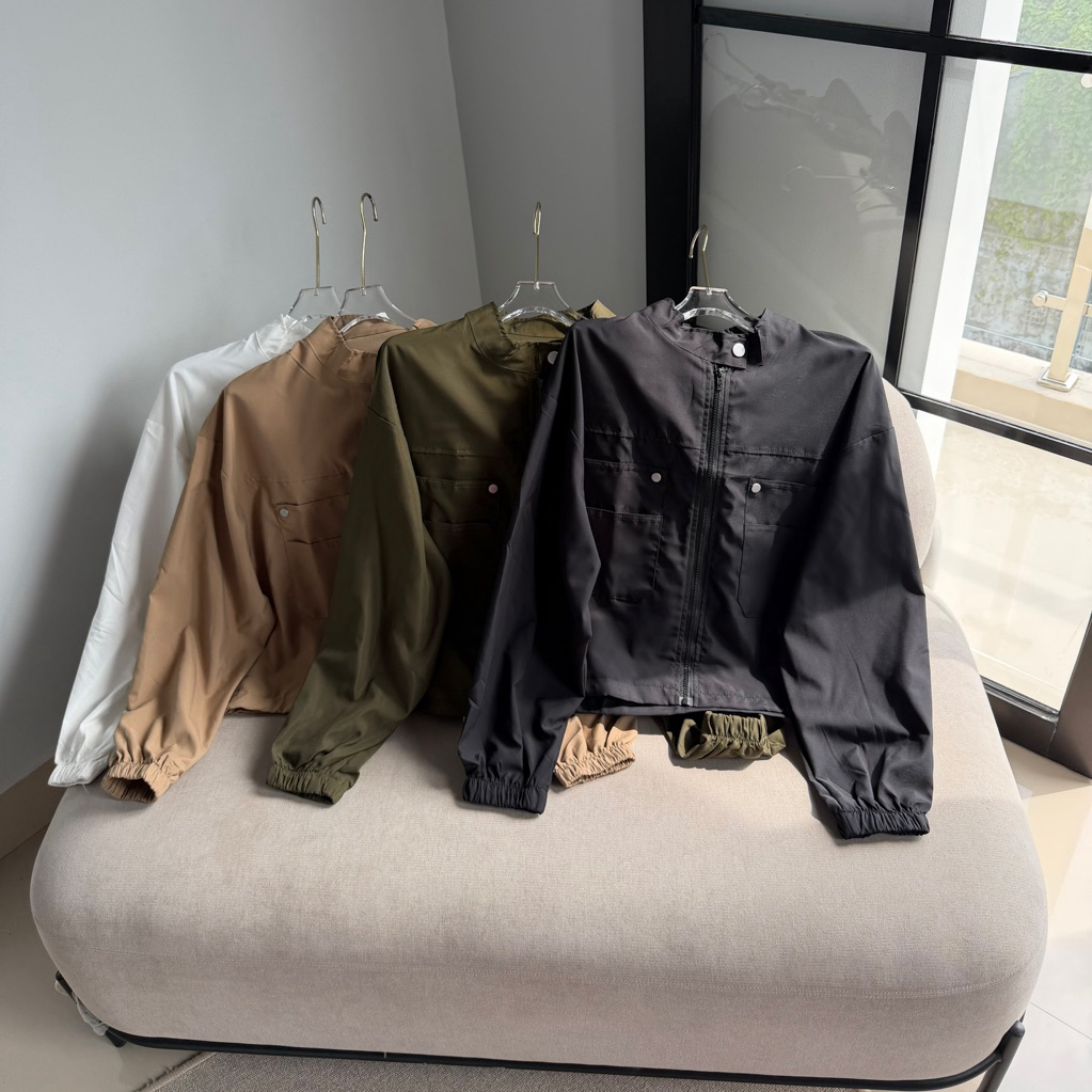 BOMBER PLAIN JACKET | Jacket Wanita | Jacket parasut silk | Parasut wanita | Jacket Polos | Bomber W