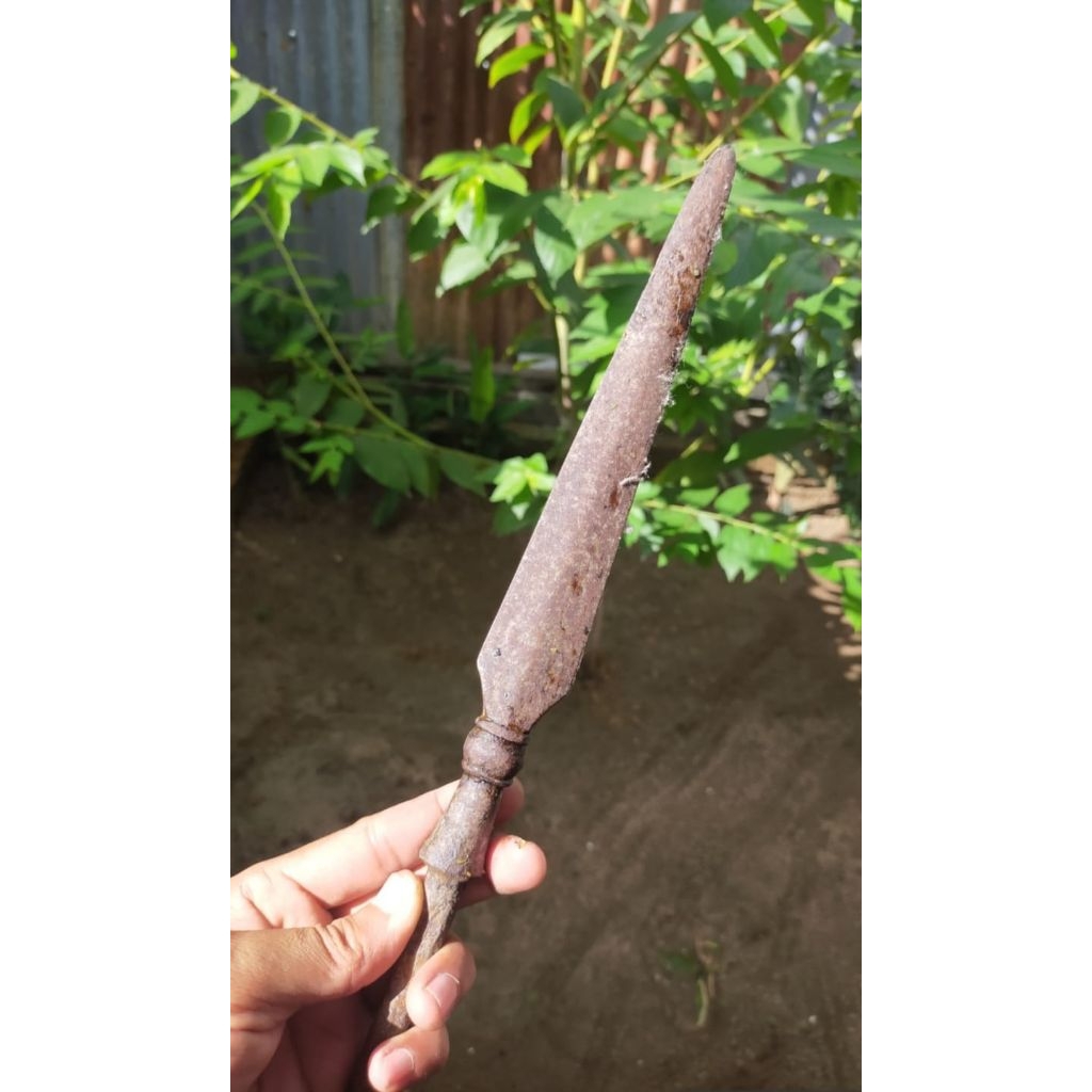 pusaka tumbak temuan simpanan embah