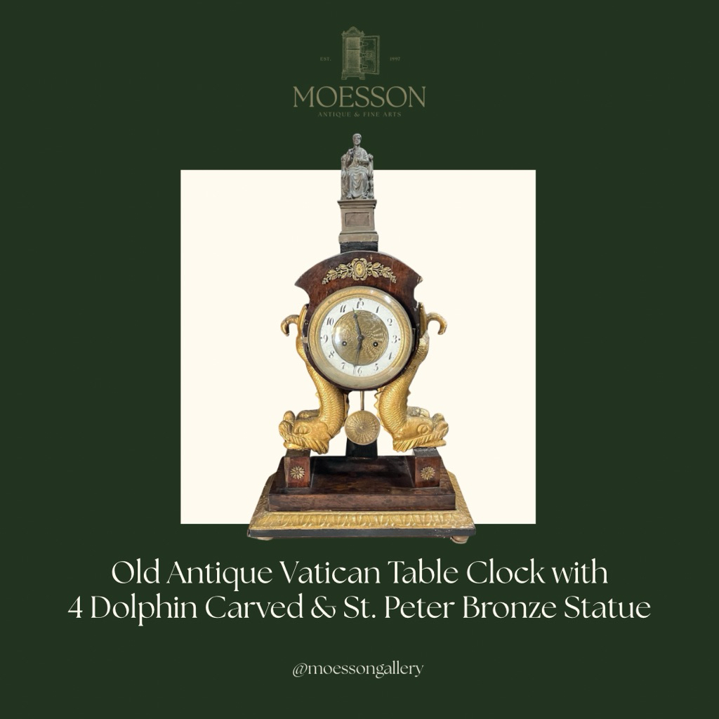 Jam Meja Kayu Vatikan dengan Ukiran 4 Lumba Lumba dan Patung Perunggu Santo Peter Antik Lawas Tua