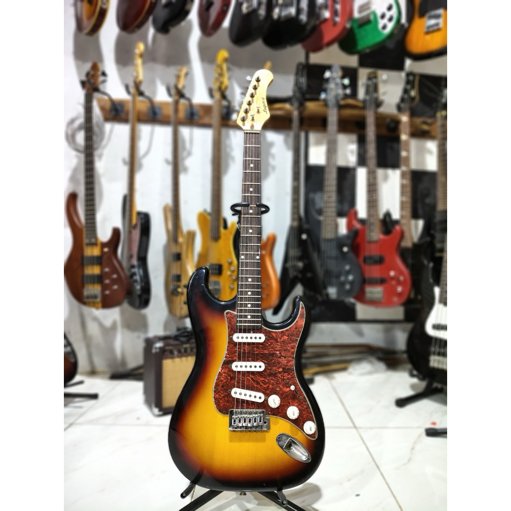 gitar elektrik stratocaster legacy original