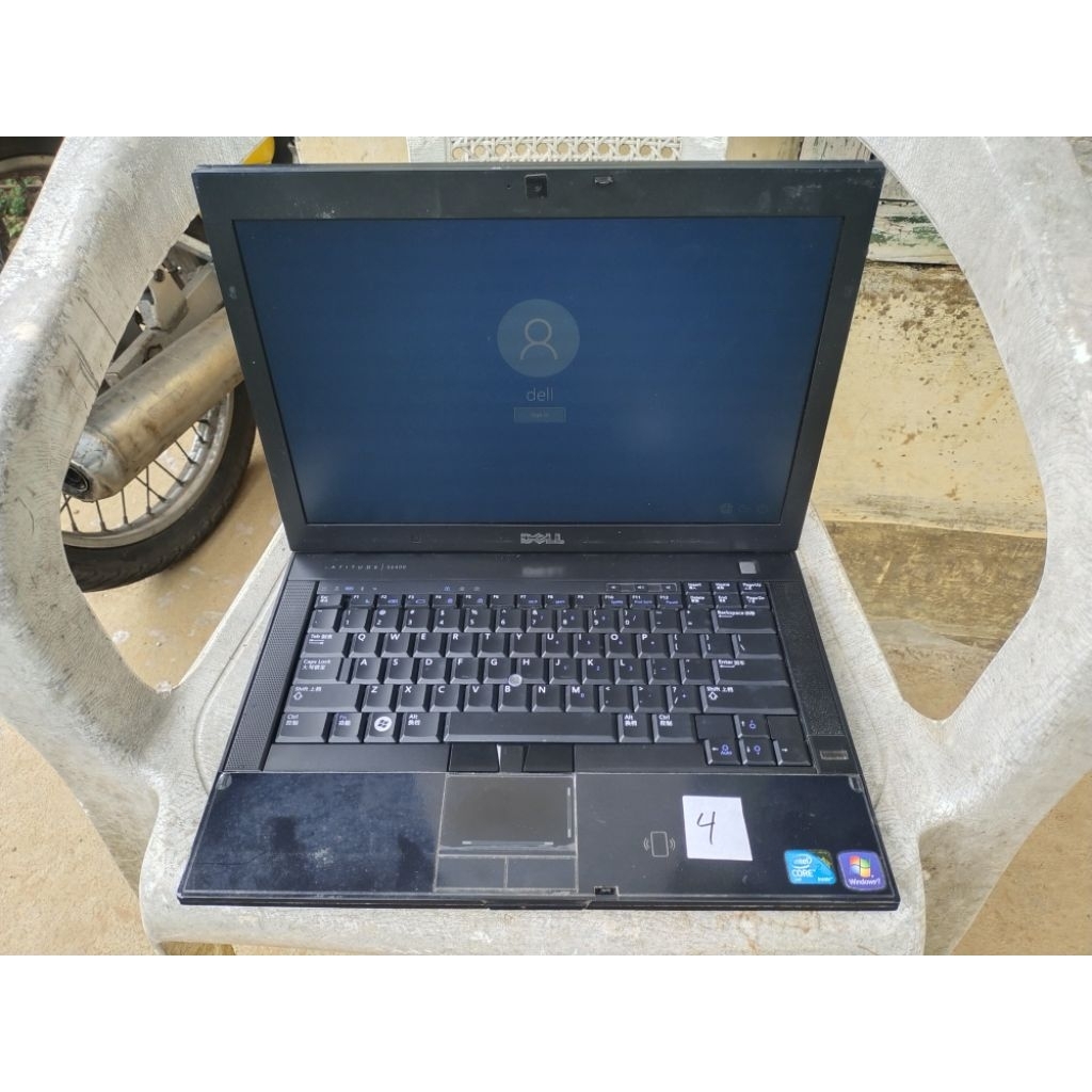Laptop Gaming & Desain Graphics Dell Latitude E6400 Processor intel core 2 duo P8700 Vga Nvidia Quad