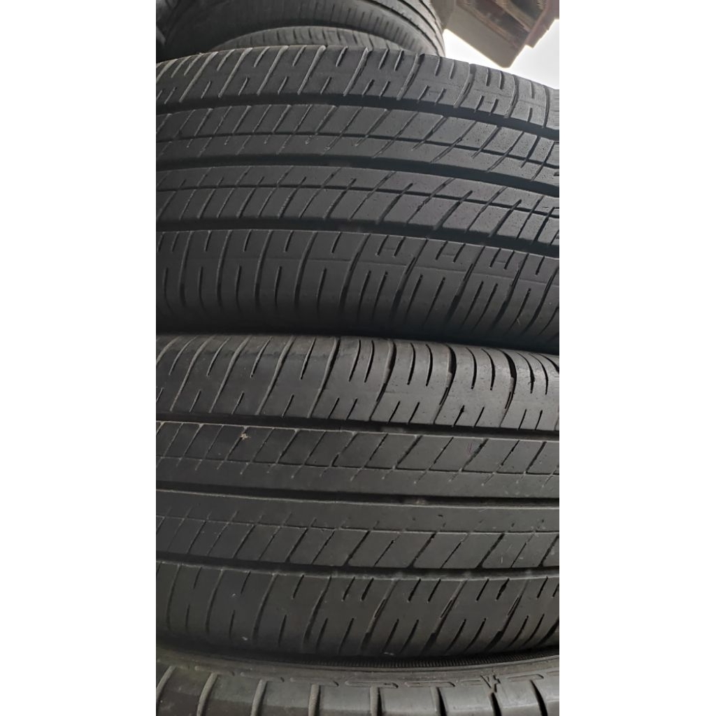BAN. 185/70 R14 MERK DUNLOP SP10