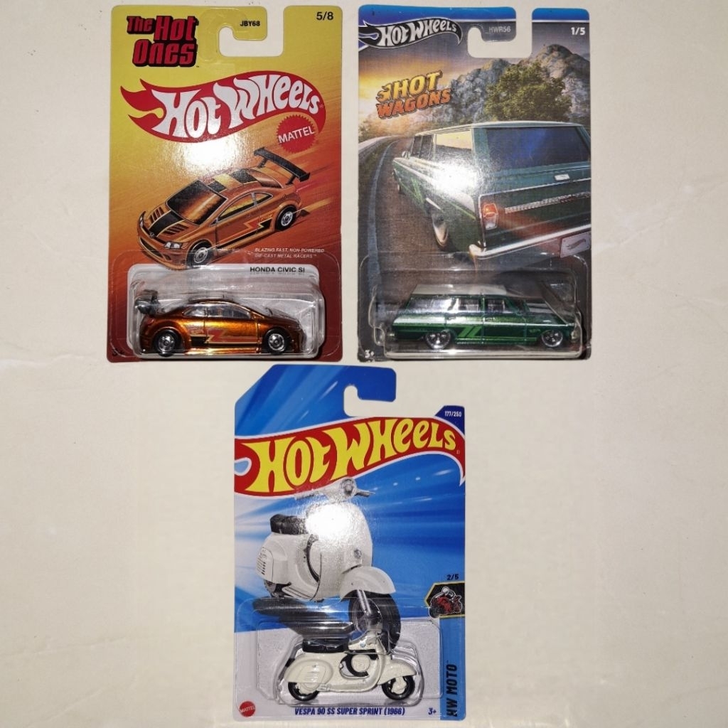 Bundling Sale Hot Wheels Honda Civic SI, Vespa 90 SS Super Sprint (1966), '64 Chevy Nova Wagon (Chas