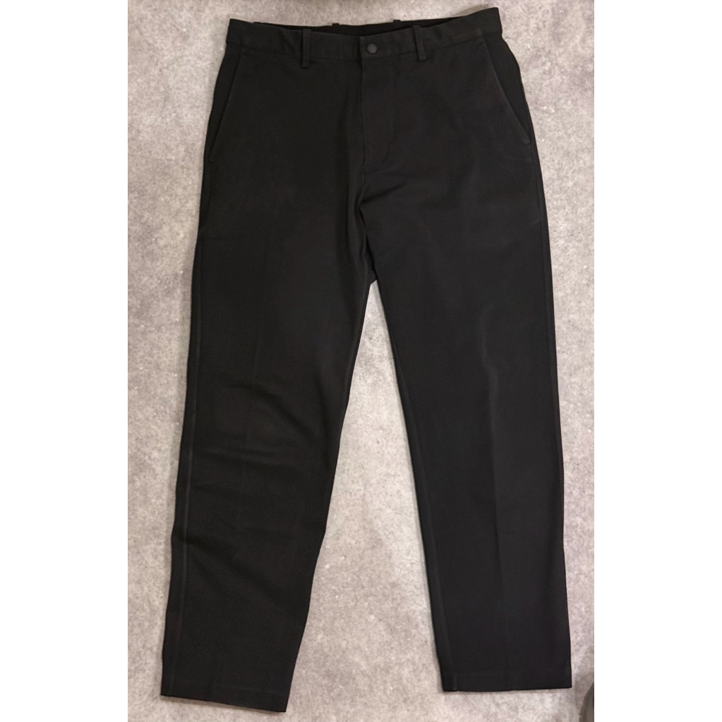 Preloved Uniqlo black ankle pants celana ankle hitam