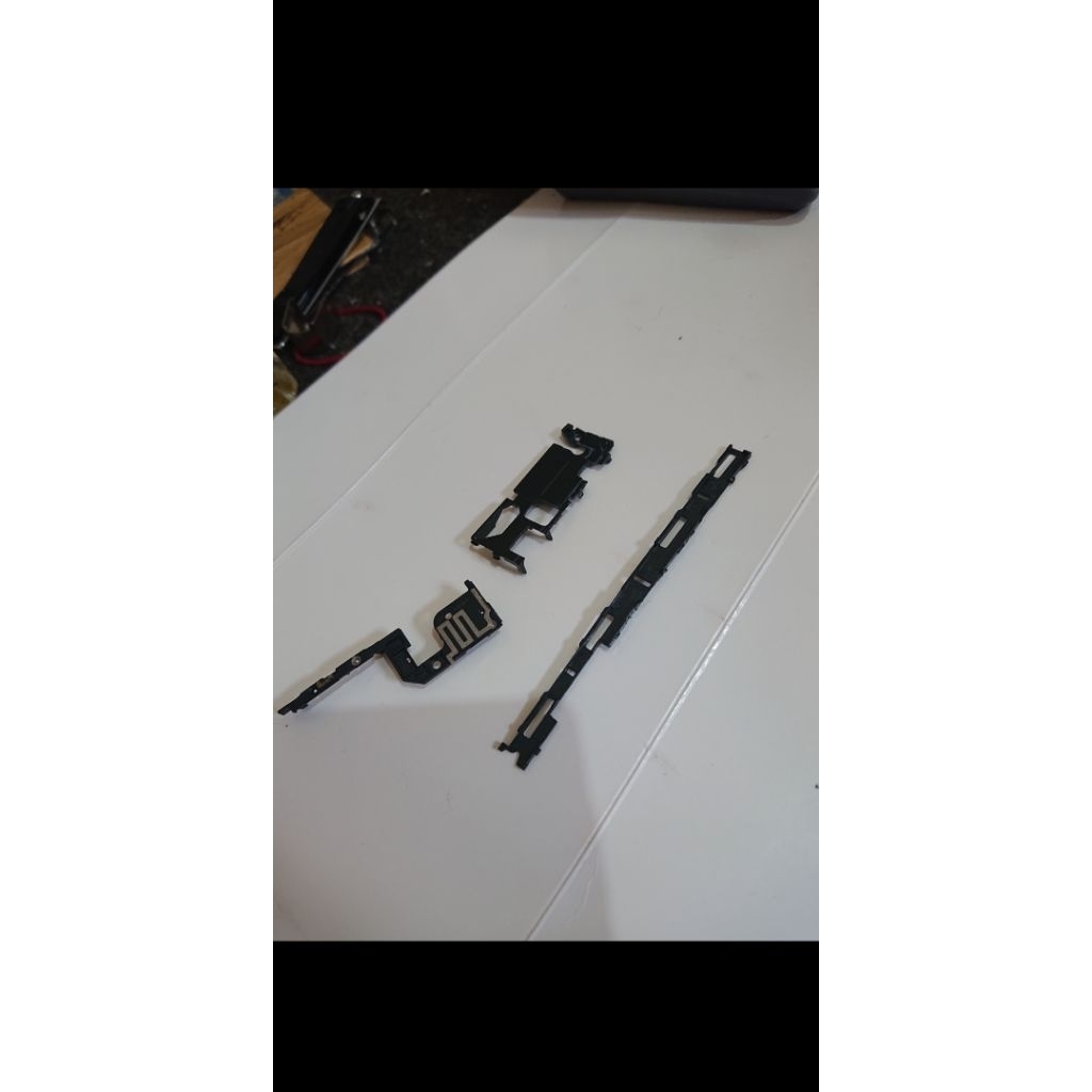 Tutup Mesin Xperia Z5 premium