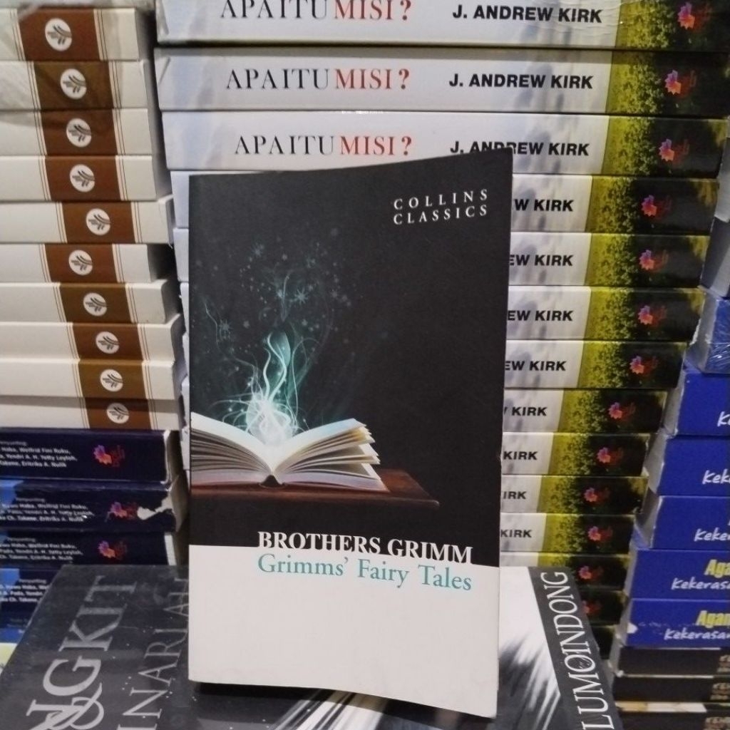 Buku Grimms' Fairy Tales by Brothers Grimm